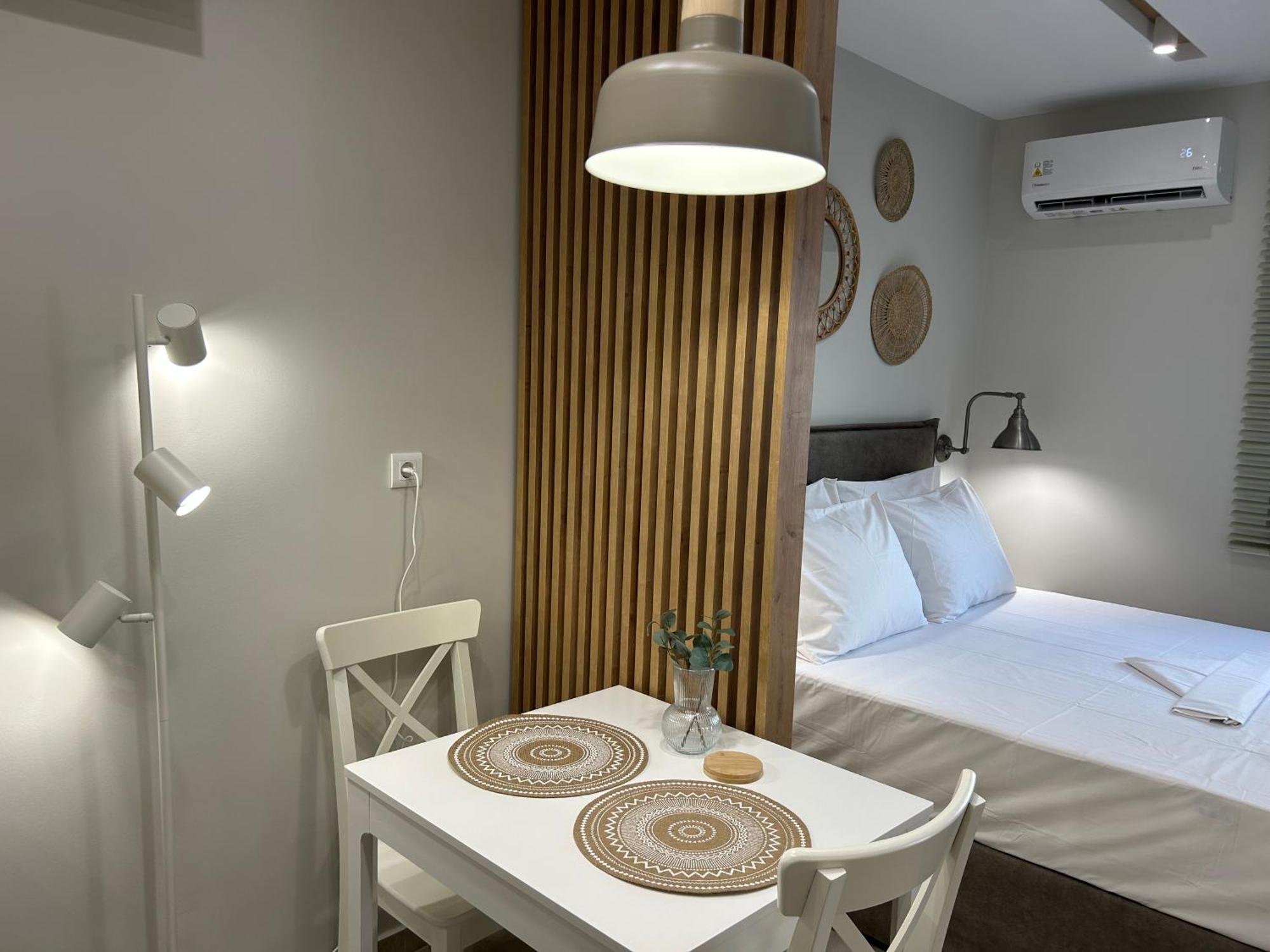 Armonia Small Luxury Apartments Ierápetra Habitación foto